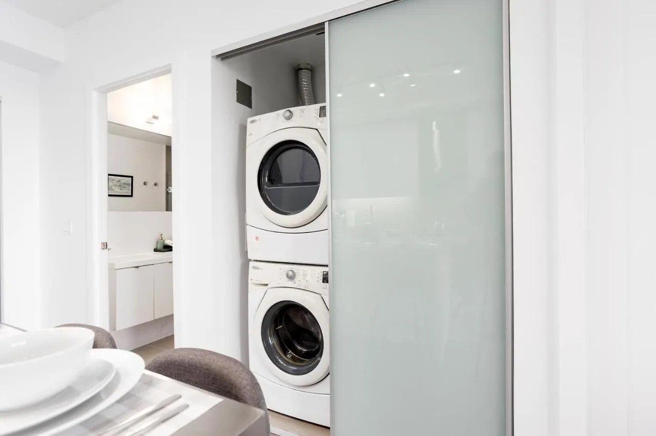 Apartamento 300 Front Suites Toronto